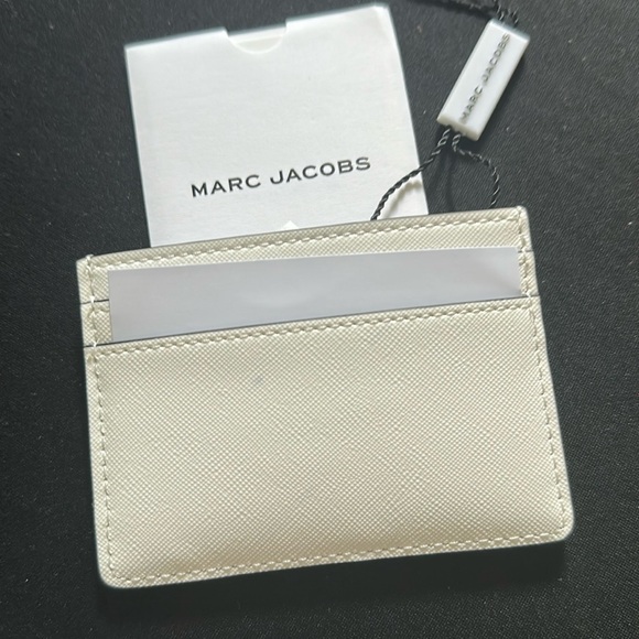 NWT Marc Jacobs MSRP $85 white leather Card Wallet - Picture 5 of 6